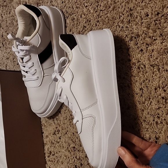 Pink Lily shoes - Picture 4 of 5